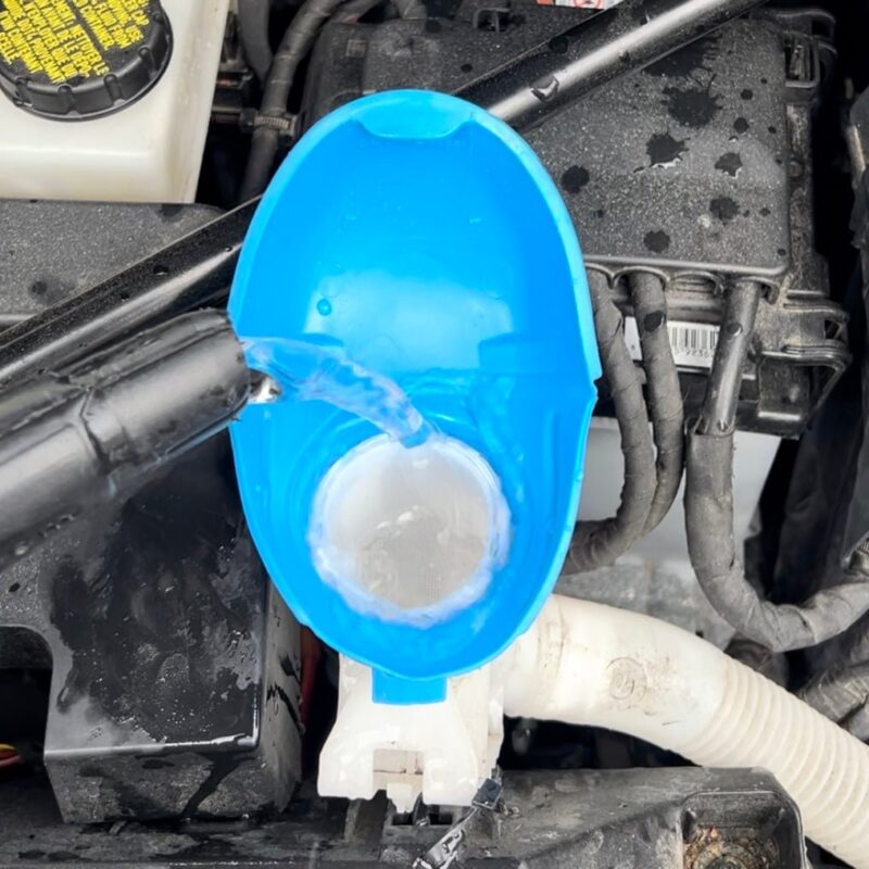 Susima Washer Fluid Reservoir Cap with Built-In Funnel - Image 2